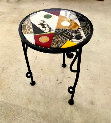 ROUND COLOR TILE SERIES SIDE TABLE