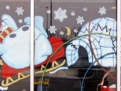 Frosty & igloo