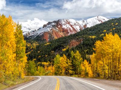 Million Dollar Highway Autumn and Red Mountains Million Dollar Highway Autumn and Red Mountains
