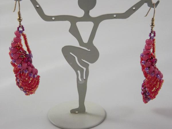 E-25 Pink & Purple Beaded Earrings