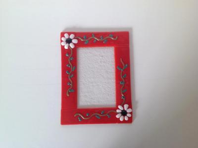 Red 5 x 7 picture frame with flowers