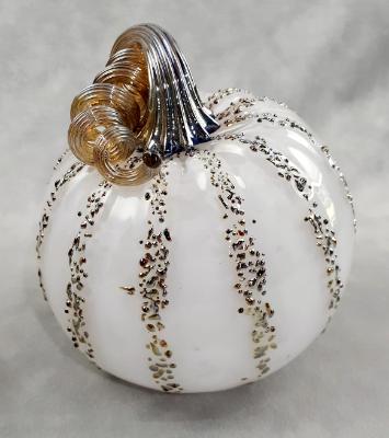 #09162533 Med Pumpkin 4'' to 5'' Silvered $55.00 #09162533 Med Pumpkin 4'' to 5'' Silvered $55.00