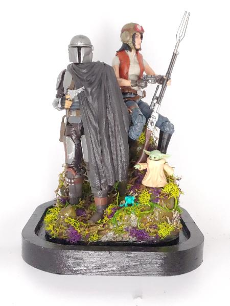 Convenient Alliance. Star Wars Figure Forest Display Base