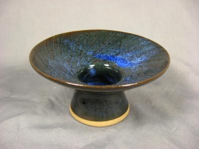 120531.G Flower Vase with "Spinner" Carved Design 120531.G Flower Vase with "Spinner" Carved Design