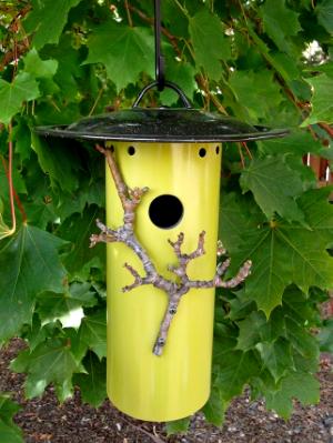 Small Bird House 16BH Small Bird House 16BH