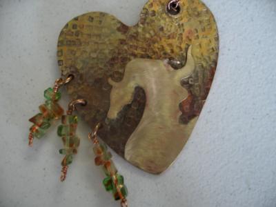 14-067 Horse in Heart Necklace