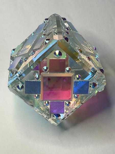 ABSTRACTA Paperweight