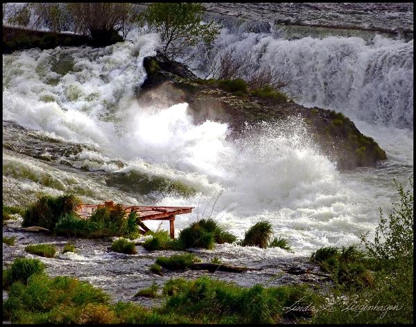 Deschutes Netting Scafolds a Tribal Tradition of Central Oregon