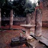 Pompei birdbath