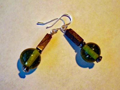 JMO-J-033--Earrings JMO-J-033--Earrings