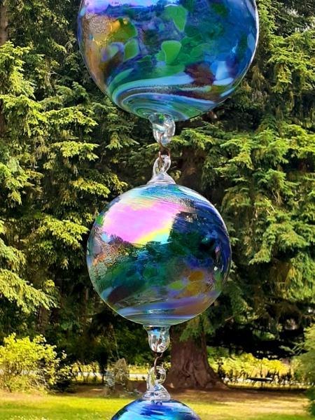 #07042512 Four Hanging Ball Sculpture Iridised  Lg-8'' Med-6.25'' Sm-5'' Xsm-3.5'' 33'' Long $250.00