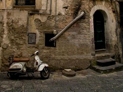 White Vespa, Salerno