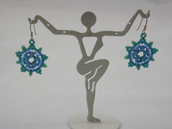 E-123 Turquoise Flower Earrings