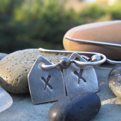 *SOLD OUT* X House earrings *SOLD OUT* X House earrings