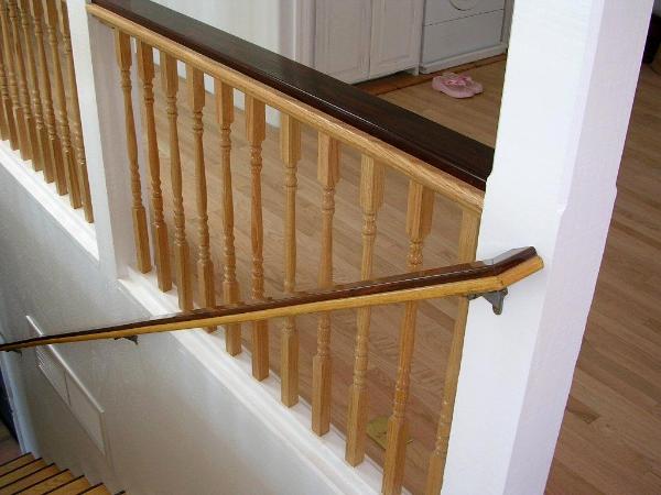 Rosewood (kokobolo) and oak balustrade with handrail