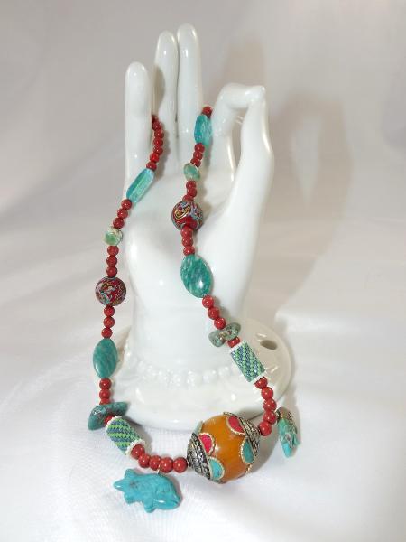N-126 Red Agate Beaded Necklace w/Resin Focal Bead