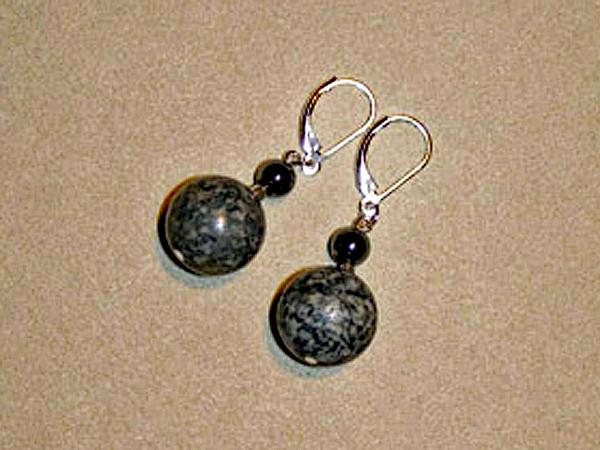 JMO-J-041--Earrings