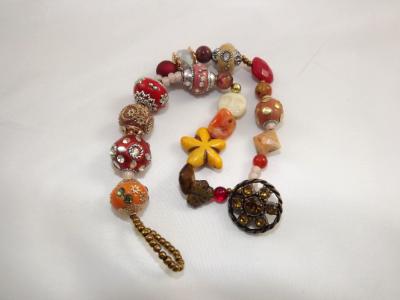 B-159 Shades of Red Chunky Bracelet B-159 Shades of Red Chunky Bracelet