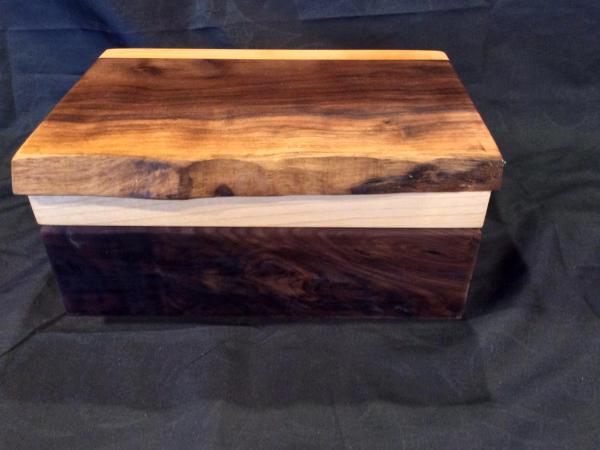 Tea box or remove divider for keepsake or jewlery