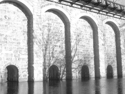 Viaduct B&W Shadows