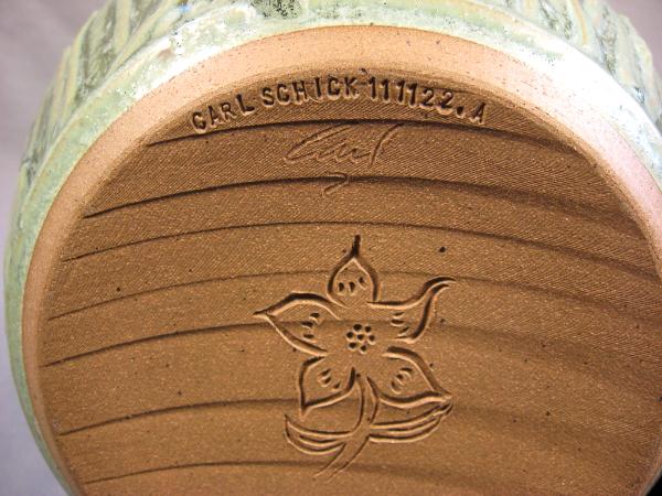 111122.A Textured Bowl