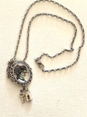 Steampunk Girl Necklace