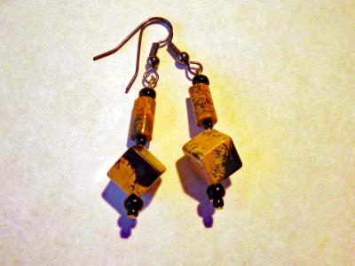 JMO-J-035--Earrings JMO-J-035--Earrings