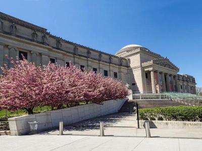Brooklyn Museum Spring Panorama Brooklyn Museum Spring Panorama