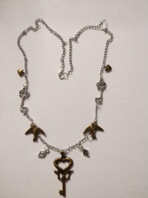 Key pendant with birds necklace Key pendant with birds necklace