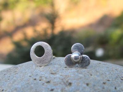 *SOLD OUT* Mismatched Pair / flower and mod circle *SOLD OUT* Mismatched Pair / flower and mod circle