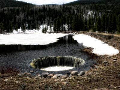 Random Entrance to the Infinite Somewhere in Colorado