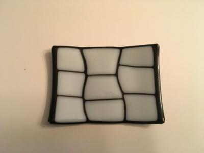 White on black plate 5.5x 4 White on black plate 5.5x 4