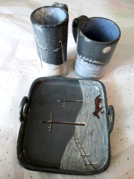 Snowy field plate & 2 mugs