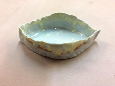 Porcelain pinch pot