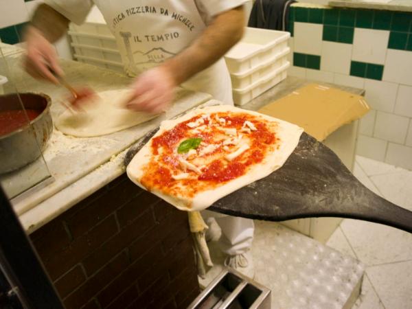 Fresh basil on pizza Margherita, Da Michele, Naples