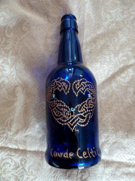 Gail-Celtic Friends Bottle