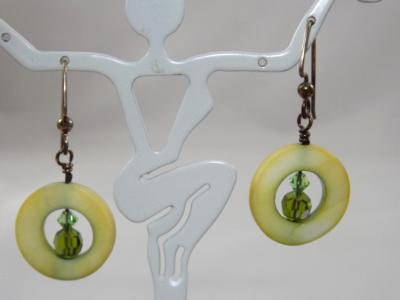 E-40 Yellow Mother of Pearl & Crystal Earrings E-40 Yellow Mother of Pearl & Crystal Earrings