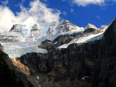 Moraine Lake Glacier Moraine Lake Glacier