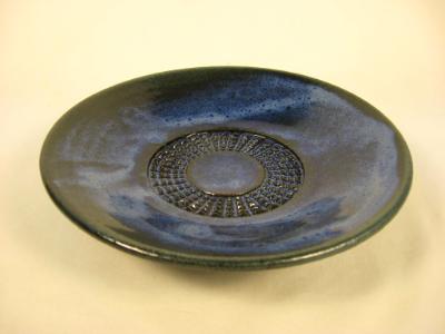 120613.A Garlic Plate with Built-In Grater