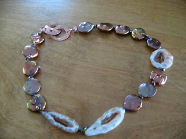 14-017 - Copper coin pearls, agate slices and glass beads