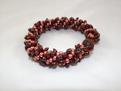 B-43 deep red & pearly coral spikey bracelet