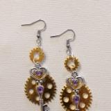 Dangle gold and silver gearrings with keys