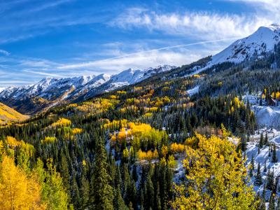 Autumn Snow in the Red Mountains Autumn Snow in the Red Mountains