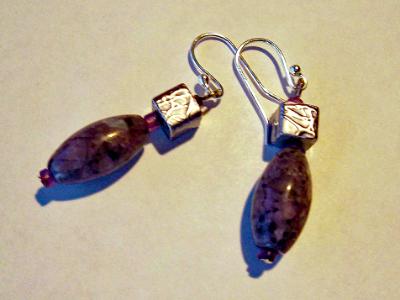 JMO-J-008--Earrings JMO-J-008--Earrings
