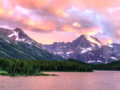 Mt. Gould Swiftcurrent Lake Sunset Panorama (Click for full width) Mt. Gould Swiftcurrent Lake Sunset Panorama (Click for full width)