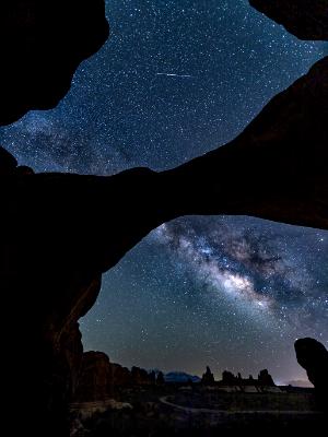 Double Arch Milky Way & Meteor Double Arch Milky Way & Meteor