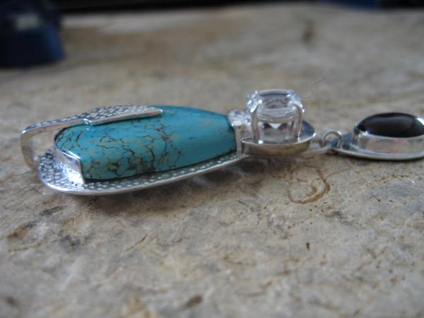 14-012 -Turquoise tear drop, Clear Quartz and blood agate