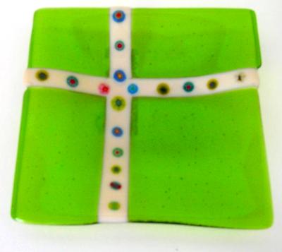 Green plate with white Green plate with white