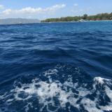 Blue blue water like Greece or Maldives or Hawaii