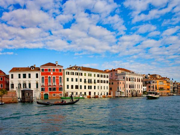 Curve on the Grand Canal, Venice